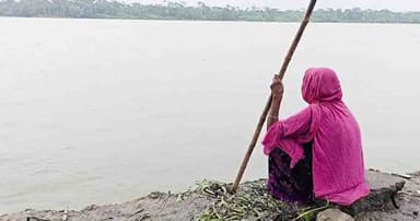 নদীর করাল গ্রাসে বদলে যাচ্ছে পিরোজপুরের মানচিত্র, আতঙ্কে হাজারো পরিবার