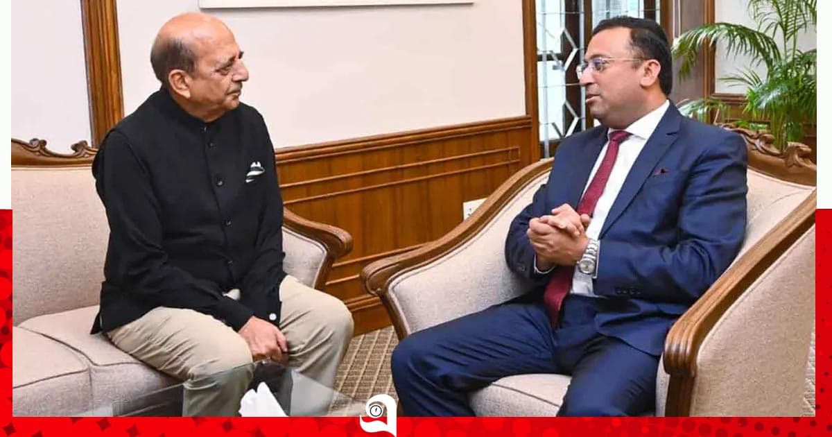 শেখ হাসিনা যেন ভারতের ভূখণ্ড ব্যবহার করে বক্তব্য দিতে না পারেন: হুমায়ুন কবির