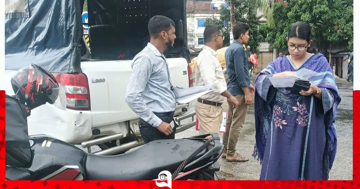 হেলমেটবিহীন মোটরসাইকেল চালানোর অপরাধে অর্থদণ্ড