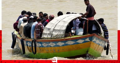 পদ্মায় অনুমতি ছাড়াই চলছে খেয়া, দুর্ঘটনার শঙ্কা