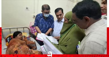 নওগাঁয় হাসপাতাল পরিদর্শনে স্বাস্থ্যমন্ত্রী