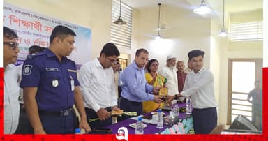 উপজেলা প্রশাসন উদ্যোগে জিপিএ প্রাপ্তদের সংবর্ধনা