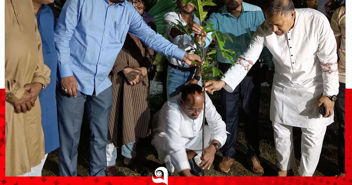প্রতিমন্ত্রীর সঙ্গে মউক চেয়ারম্যানের মতবিনিময়