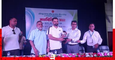‘খেলাধুলাকে পেশা হিসেবে প্রতিষ্ঠা করতে কাজ করছেন প্রধানমন্ত্রী’