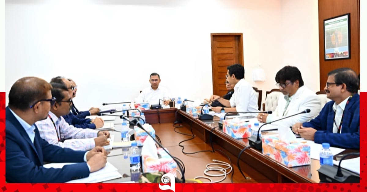 বিনিয়োগ বাড়াতে ব্যবসায়ীদের সঙ্গে প্রধানমন্ত্রীর বৈঠক