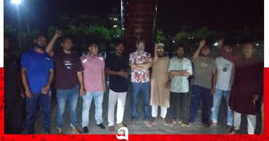কুষ্টিয়ায় জুলাই স্মৃতিস্তম্ভে আগুন দেয়ার প্রতিবাদে সমাবেশ