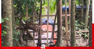 বেড়া দিয়ে রাস্তা বন্ধে থানায় অভিযোগ