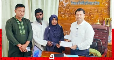 বিদ্যালয়ের ৩১ বছরের ইতিহাসে প্রথম জিপিএ-৫ পেলেন তাসফিয়া