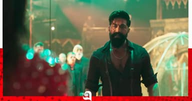 ‘টক্সিক’ ট্রেলার: ইয়াশ সঙ্গে কিয়ারা-নয়নতারা