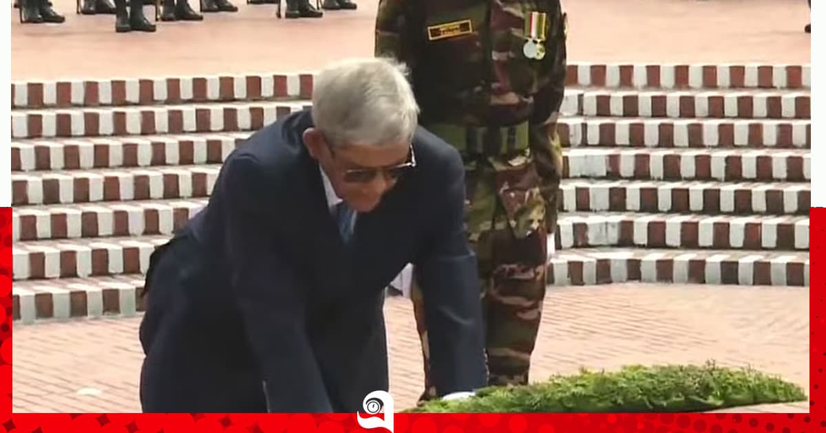 জাতীয় স্মৃতিসৌধে শ্রদ্ধা নয়া রাষ্ট্রপতি