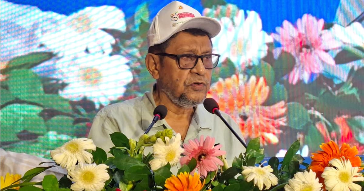 শিশুদের সুস্বাস্থ্যে মায়ের দুধের বিকল্প নেই: স্বাস্থ্যমন্ত্রী