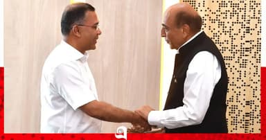 প্রধানমন্ত্রীর সঙ্গে প্রথম সৌজন্য সাক্ষাৎ অনুষ্ঠিত ভারতীয় দূত ত্রিবেদীর