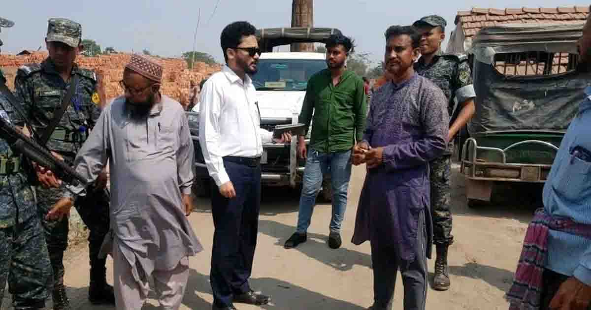 শ্যামনগরে দুই ভাটা মালিককে ছয় লাখ টাকা জরিমানা