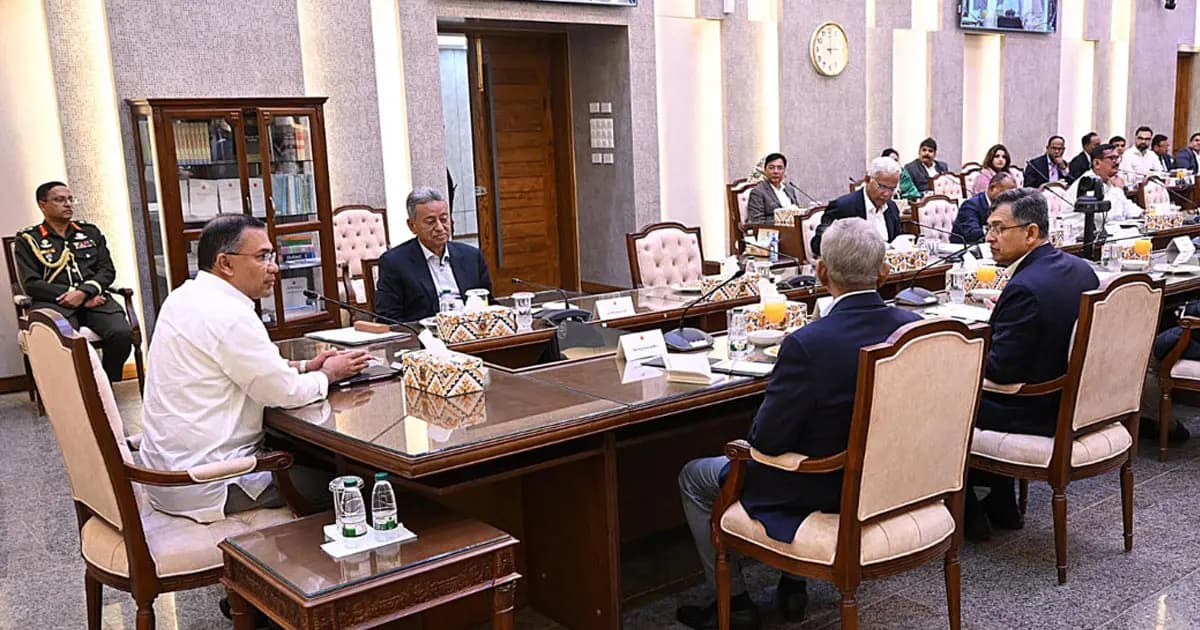 প্রথম দিনে প্রধানমন্ত্রীর কর্মব্যস্ততা