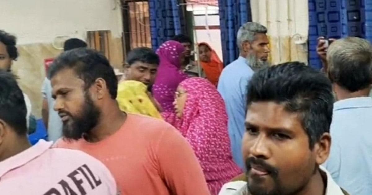 নাটোরে দুই গ্রুপের সংঘর্ষে আহত ৬