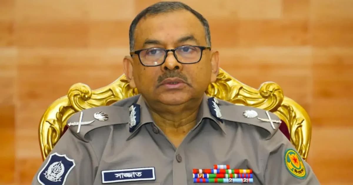 পদ ছাড়ছেন ডিএমপি কমিশনার সাজ্জাত আলী