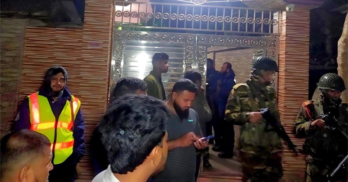 যশোরে চাঁদা না দেওয়ায় ককটেল বিস্ফোরণ