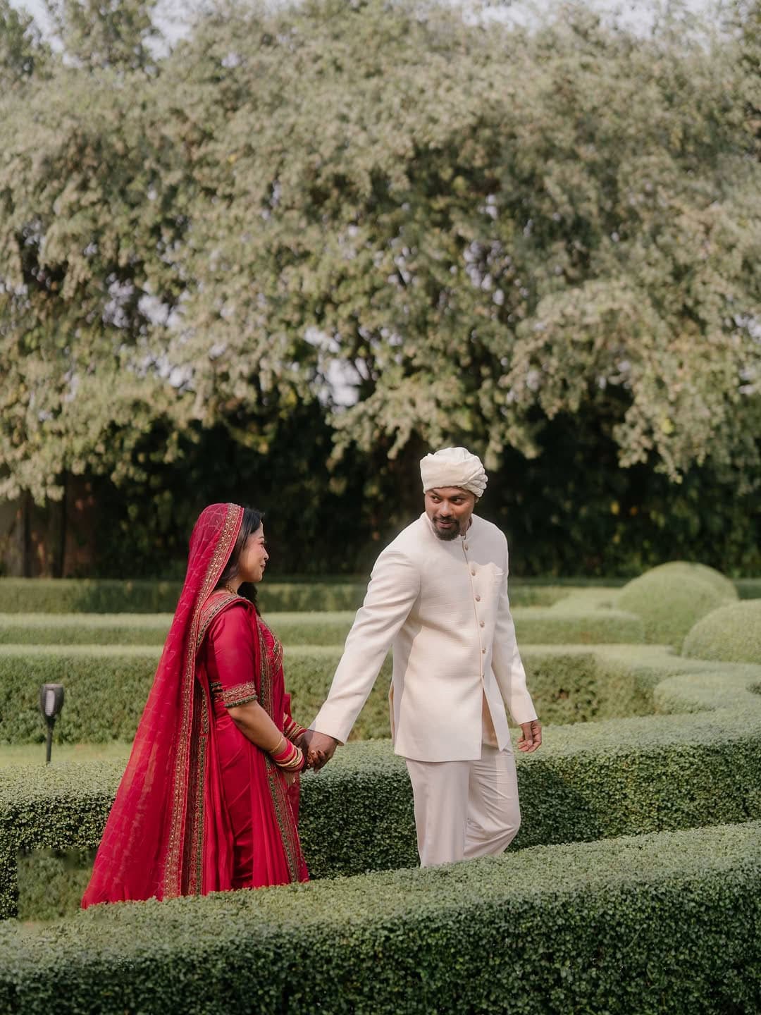 “আজ আমাদের দুই জীবন এক হল, শুরু হল একসাথে পথচলার এক সুন্দর গল্প।”