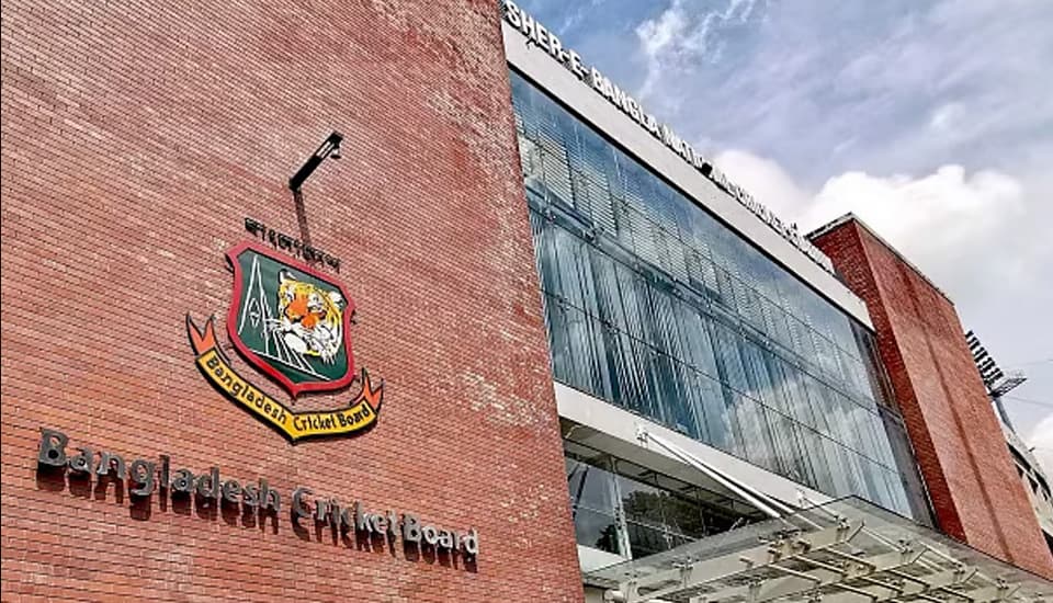 ভারতেই খেলতে হবে, এই দাবিকে অসত্য বলল বিসিবি