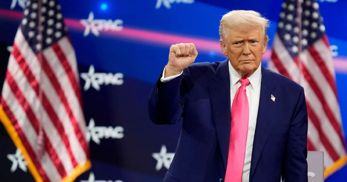 গ্রিনল্যান্ড ইস্যু: শুল্ক আরোপের হুমকি ট্রাম্পের