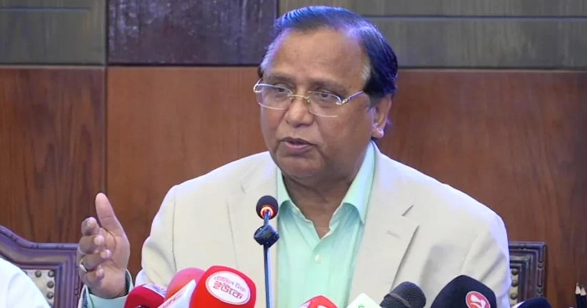 'ঢাকায় জলাবদ্ধতার প্রধান কারণ পলিথিন, ব্যবহার না কমলে সংকট কাটবে না'