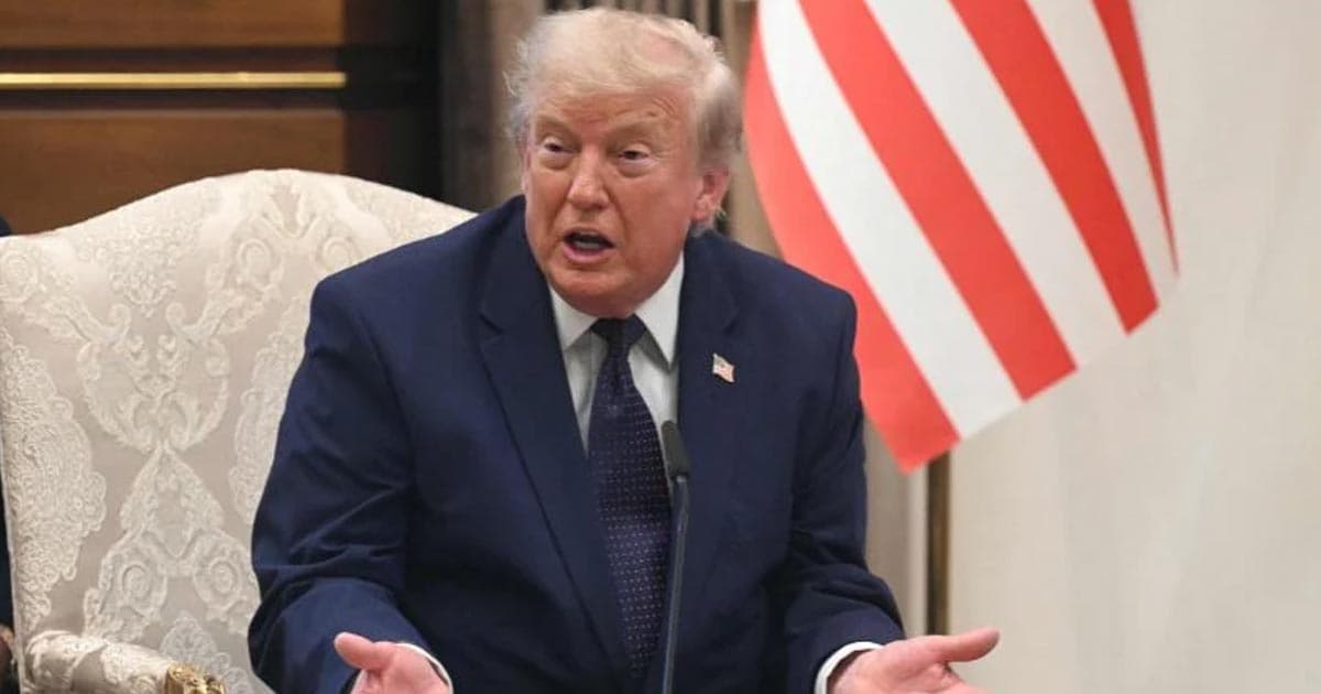 হরমুজ প্রণালি পাহারার বিনিময়ে অর্থ নেবে যুক্তরাষ্ট্র: ট্রাম্প