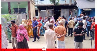 সৎ মায়ের পর আপন মাকেও কুপিয়ে হত্যা