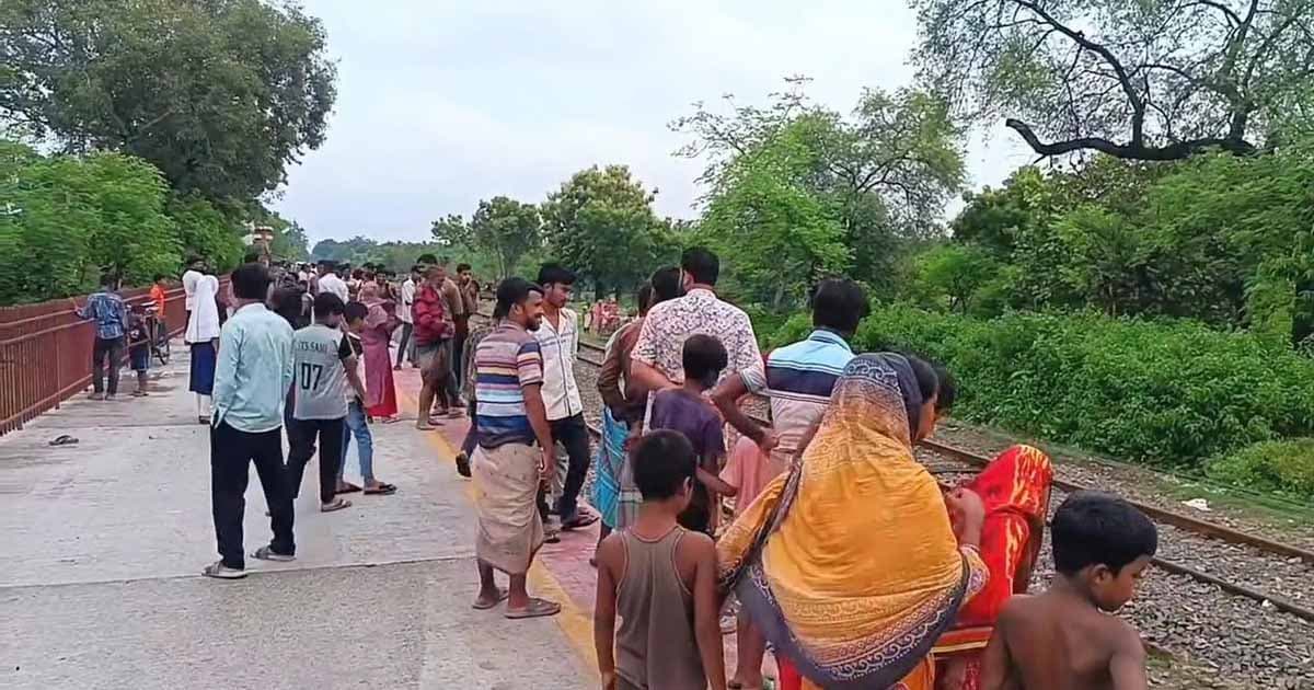 চুয়াডাঙ্গা ট্রেনে কাটা পড়ে অজ্ঞাতপরিচয় ব্যক্তির মৃত্যু