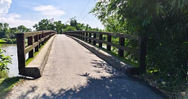 দুই যুগের দুর্ভোগের নাম কাপনা নদীর সরু ব্রিজ