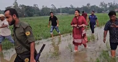 শাহজাদপুরে জুয়ার আসর থেকে ১৪ জুয়াড়ি আটক