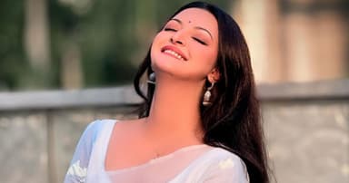 যে সম্মান হারিয়েছি, রাষ্ট্র কি তার দায় নেবে?