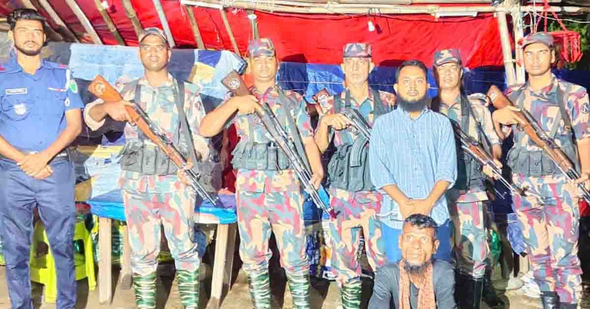 জাফলং জিরো পয়েন্টে টাস্কফোর্সের মধ্যরাতকালীন অভিযান, আটক ২