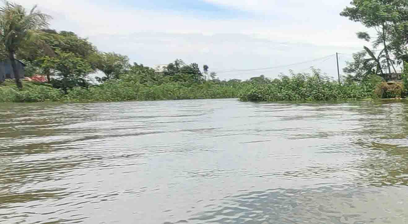 সুনামগঞ্জে সুরমা নদীর পানি বিপৎসীমার ১৬ সে:মি ওপরে