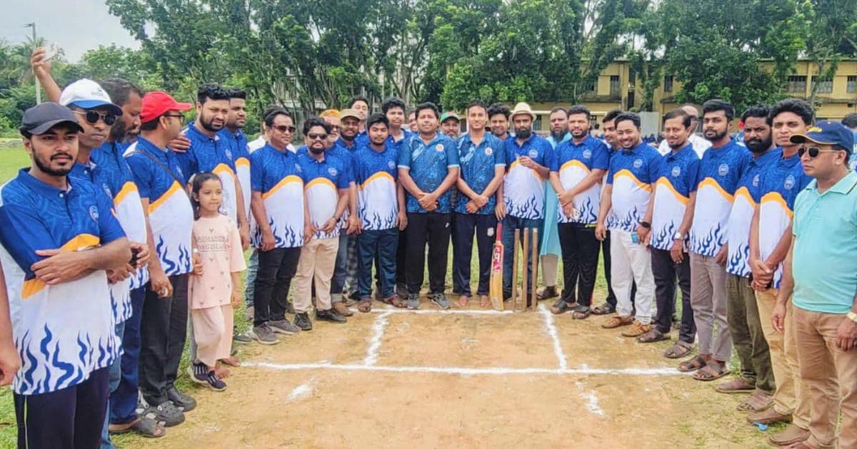সিংড়ায় প্রশাসন-সাংবাদিক প্রীতি ক্রিকেট ম্যাচ অনুষ্ঠিত