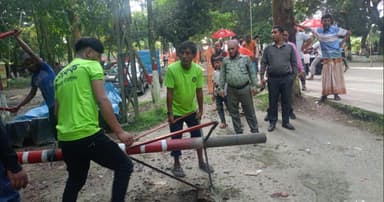 ময়মনসিংহে জয়নুল আবেদীন পার্কে উচ্ছেদ অভিযান