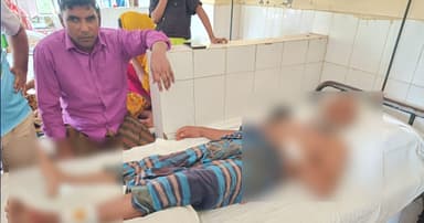 বোয়ালমারীতে ব্যবসায়ীকে কুপিয়ে জখম