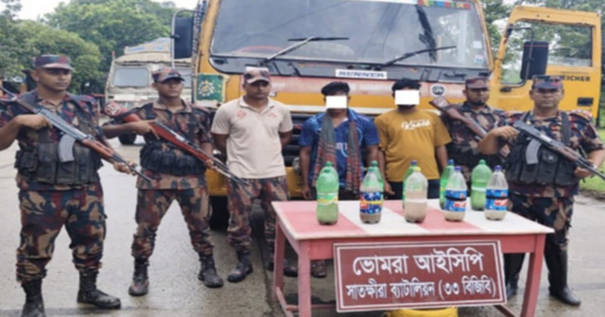 সাতক্ষীরায় ভারতীয় রেনুপোনাসহ আটক ২