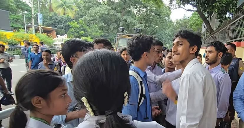 ছয় দফা দাবি নিয়ে সচিবালয়ে শিক্ষার্থীদের প্রতিনিধিদল