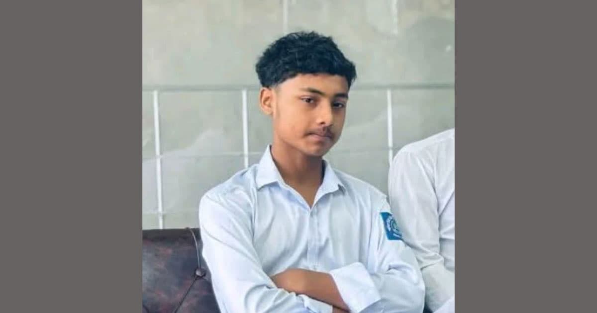 মোটরসাইকেলের নিয়ন্ত্রণ হারিয়ে স্কুলছাত্র নিহত