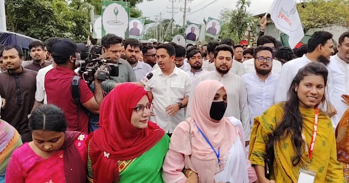 স্বরাষ্ট্রমন্ত্রীর এলাকা দিয়েই মাদক সারা দেশে ছড়িয়ে পড়ছে: নাহিদ ইসলাম