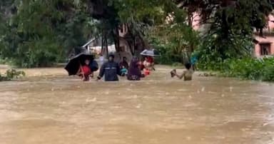 বন্যার ঝুঁকিতে ১৩ জেলা, তিনটিতে অবনতি
