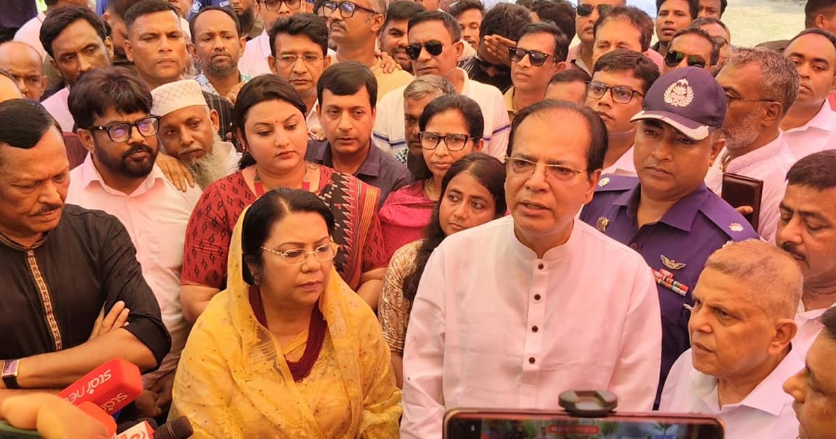 মানিকগঞ্জে উন্নয়ন প্রকল্প পরিদর্শনে দুই মন্ত্রী
