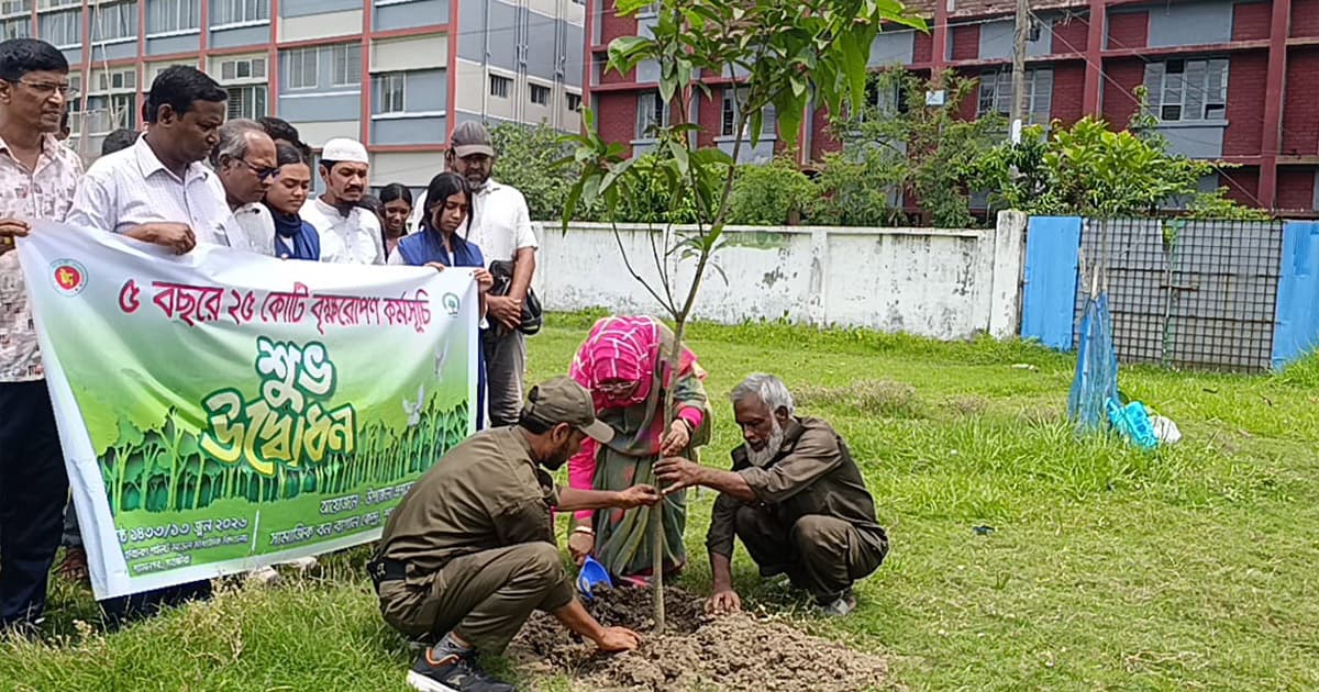 শ্যামনগরে বৃক্ষরোপণ কর্মসূচির উদ্বোধন