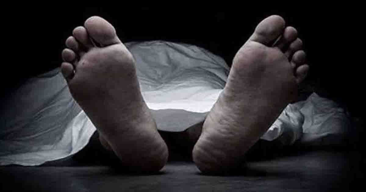 ডুবে থাকা কার্গো থেকে যুবকের লাশ উদ্ধার