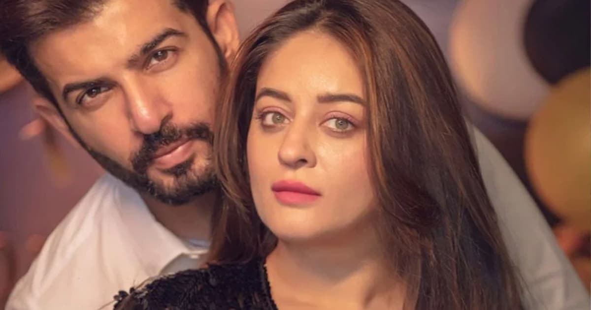 গোপন সম্পর্ক প্রকাশ্যে আনলেন অভিনেত্রী মাহি