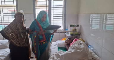 মানবিক কাজ করে প্রশংসায় ভাসছেন নরসিংদীর ইউএনও
