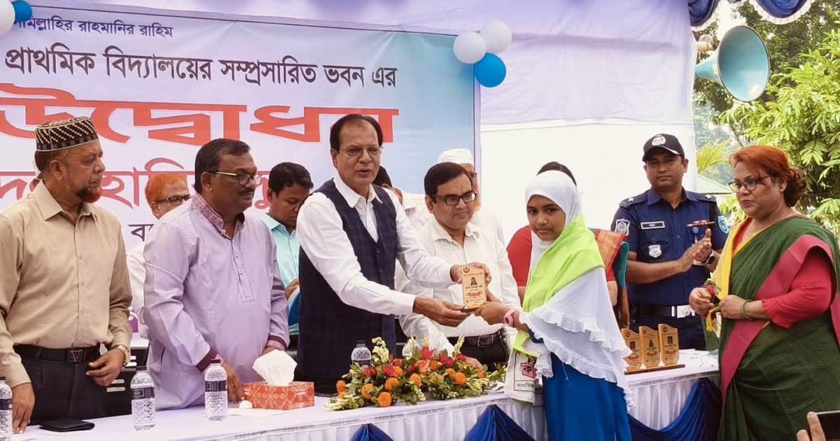 ‘খালেদা জিয়ার হাত ধরেই শিক্ষার আধুনিকায়নের ভিত্তি রচিত হয়েছে’