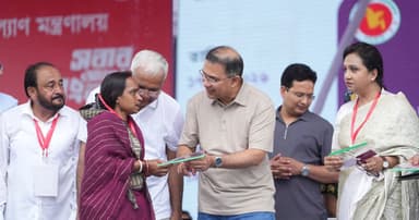 শ্রীমঙ্গলে ফ্যামিলি কার্ড বিতরণ কর্মসূচির উদ্বোধন প্রধানমন্ত্রীর