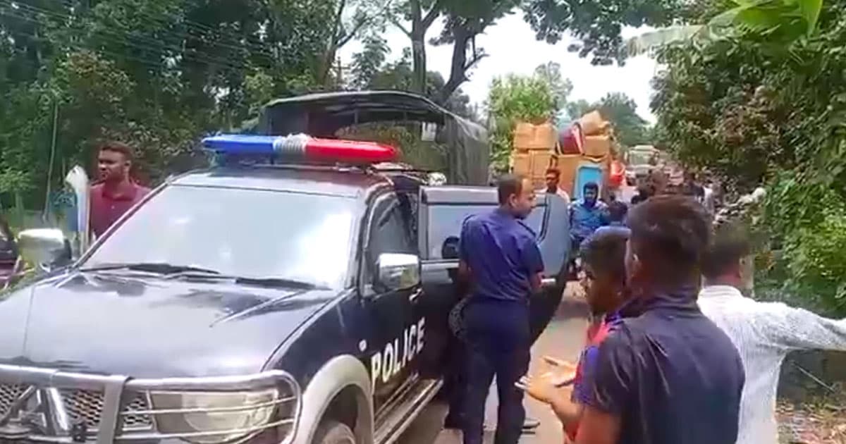 পাবনায় নিখোঁজের দুই দিন পর মিলল ঝুলন্ত মরদেহ