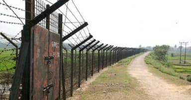 পুশইন ঠেকাতে বিজিবির সঙ্গে রাতভর পাহারায় স্থানীয়রা